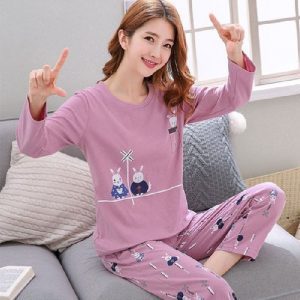 Pyjama pour femmes violet manches longues à motif lapin